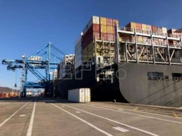 Imagen de archivo del Puerto de La Luz / EFE